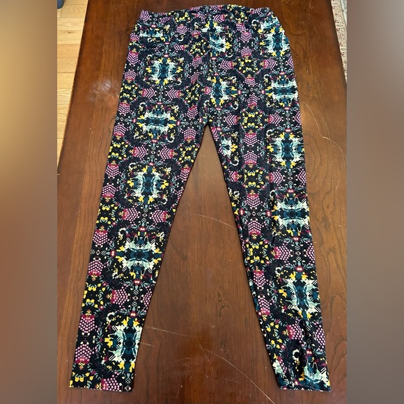 LuLaRoe Leggings - Picture 1 of 2